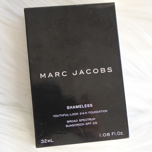 Marc Jacobs Other - Marc Jacobs Shameless Foundation (Tan)